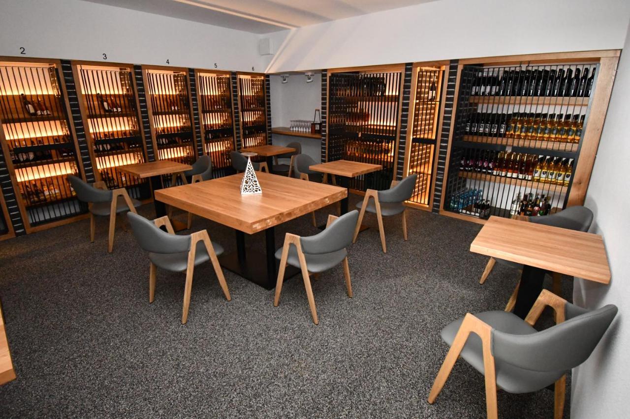 Apartmany Ladná מראה חיצוני תמונה