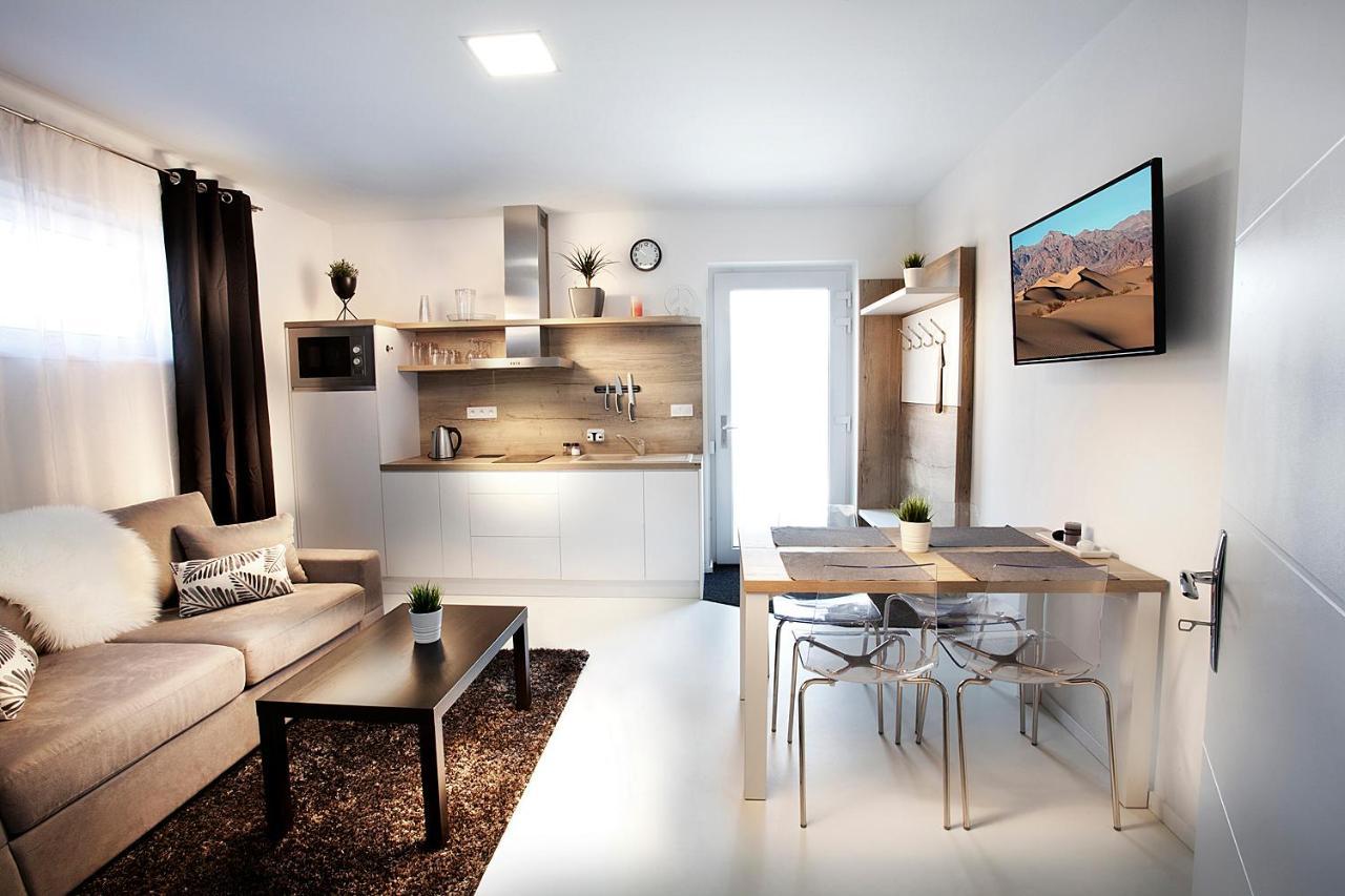 Apartmany Ladná מראה חיצוני תמונה