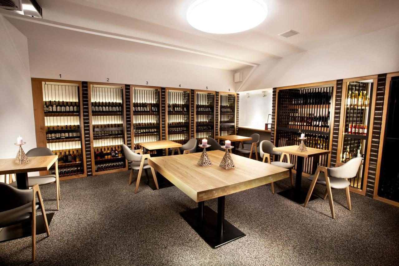 Apartmany Ladná מראה חיצוני תמונה